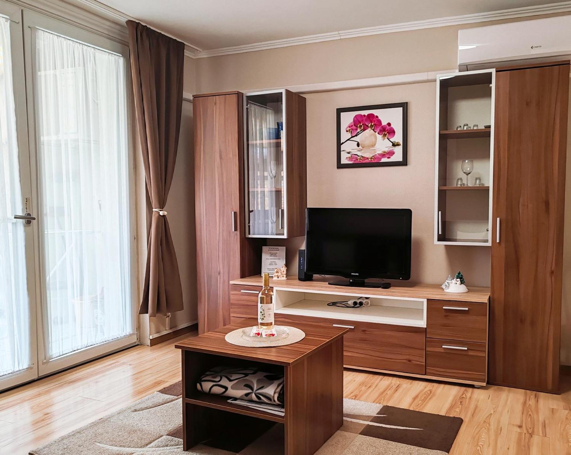 To Apartman Gunarasfuerdo Домбовар Номер фото
